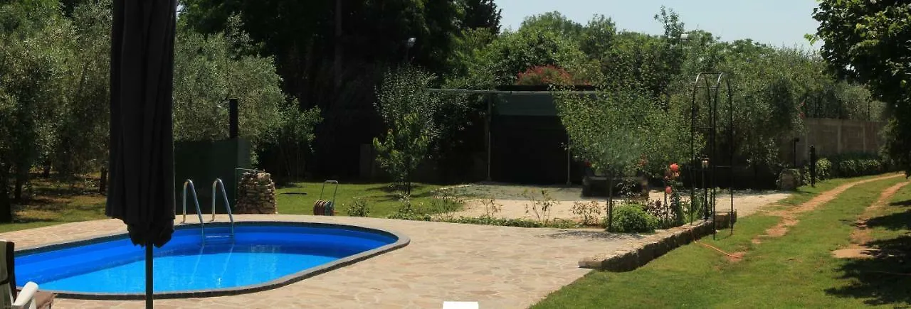 Country house Country Home Milojevic Medulin
